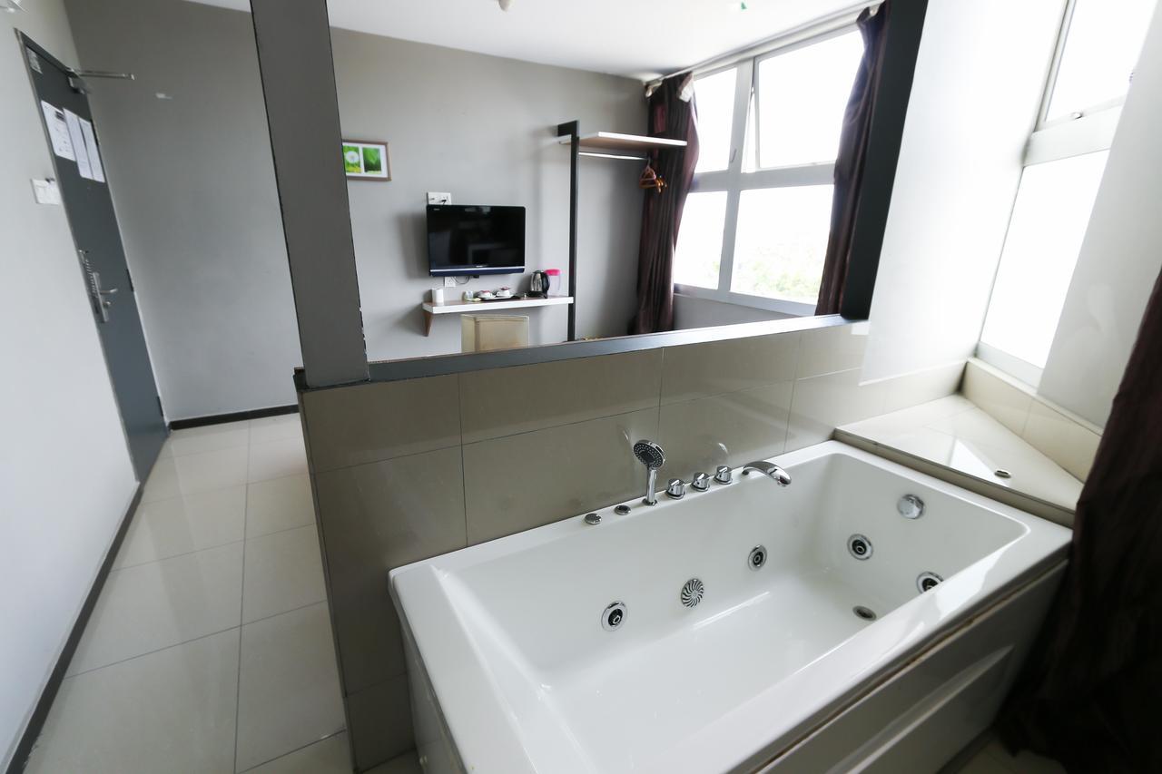 Hotel 99 Botanik Klang Ngoại thất bức ảnh