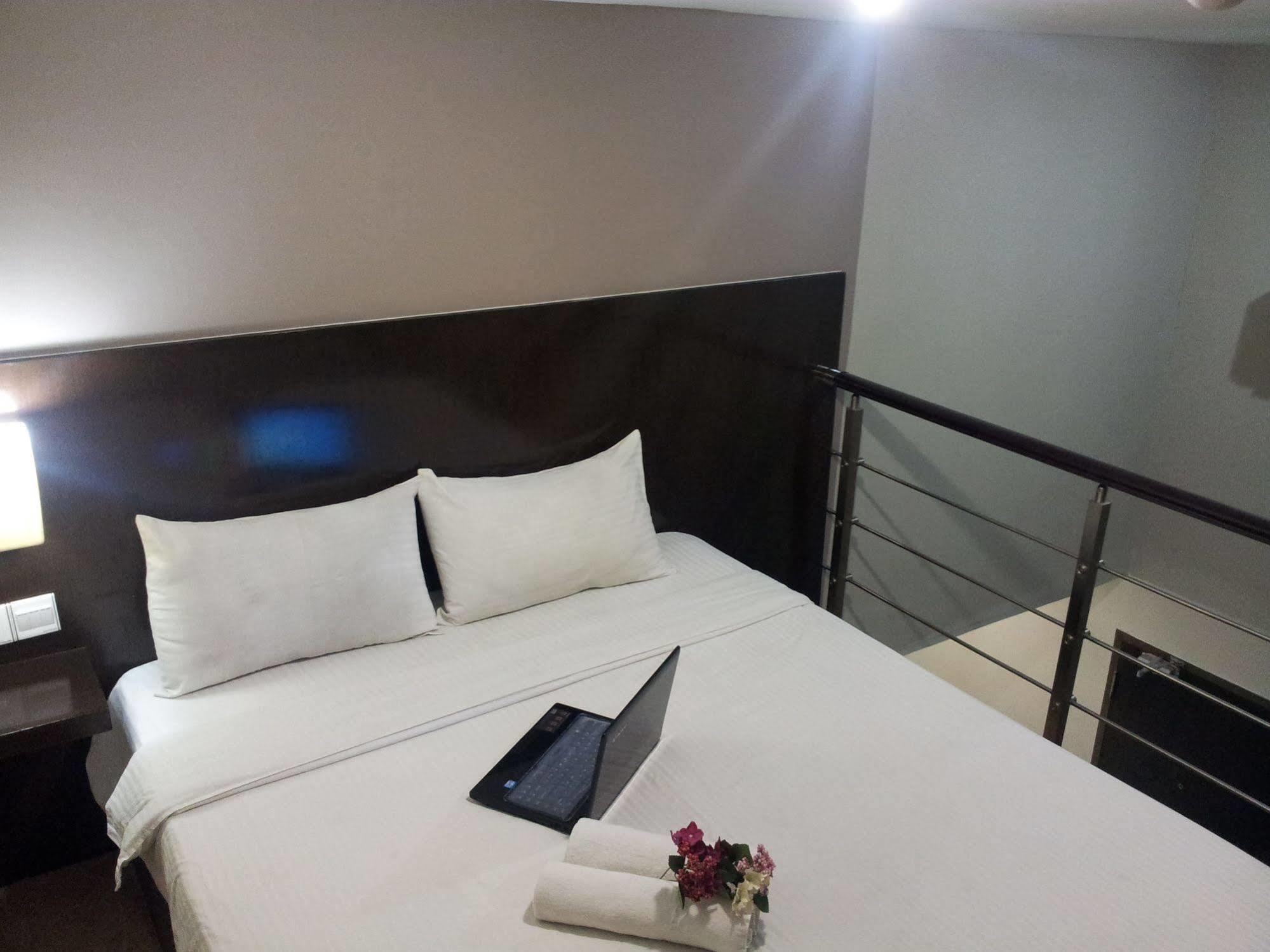 Hotel 99 Botanik Klang Ngoại thất bức ảnh